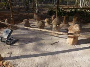ruines-mayas-phalliques-uxmal-mexique-300x225